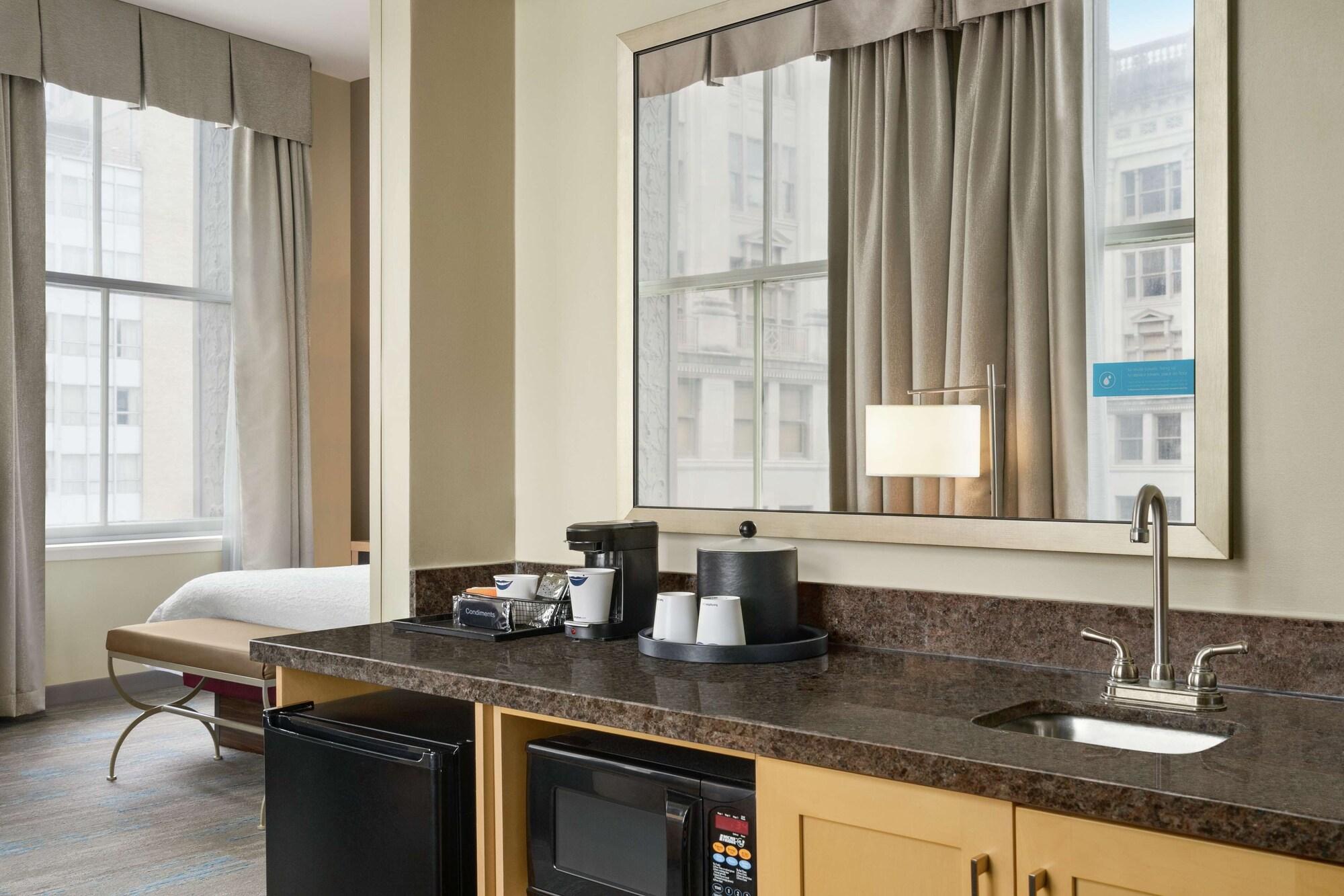 Hampton Inn Downtown / French Quarter Area New Orleans Bagian luar foto